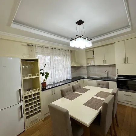 Luxury * Shkodër